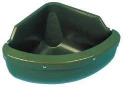 KERBL Pferdefuttertrog Ecktrog Mit Beißkante - 31 Liter - Futter Trog Pferde