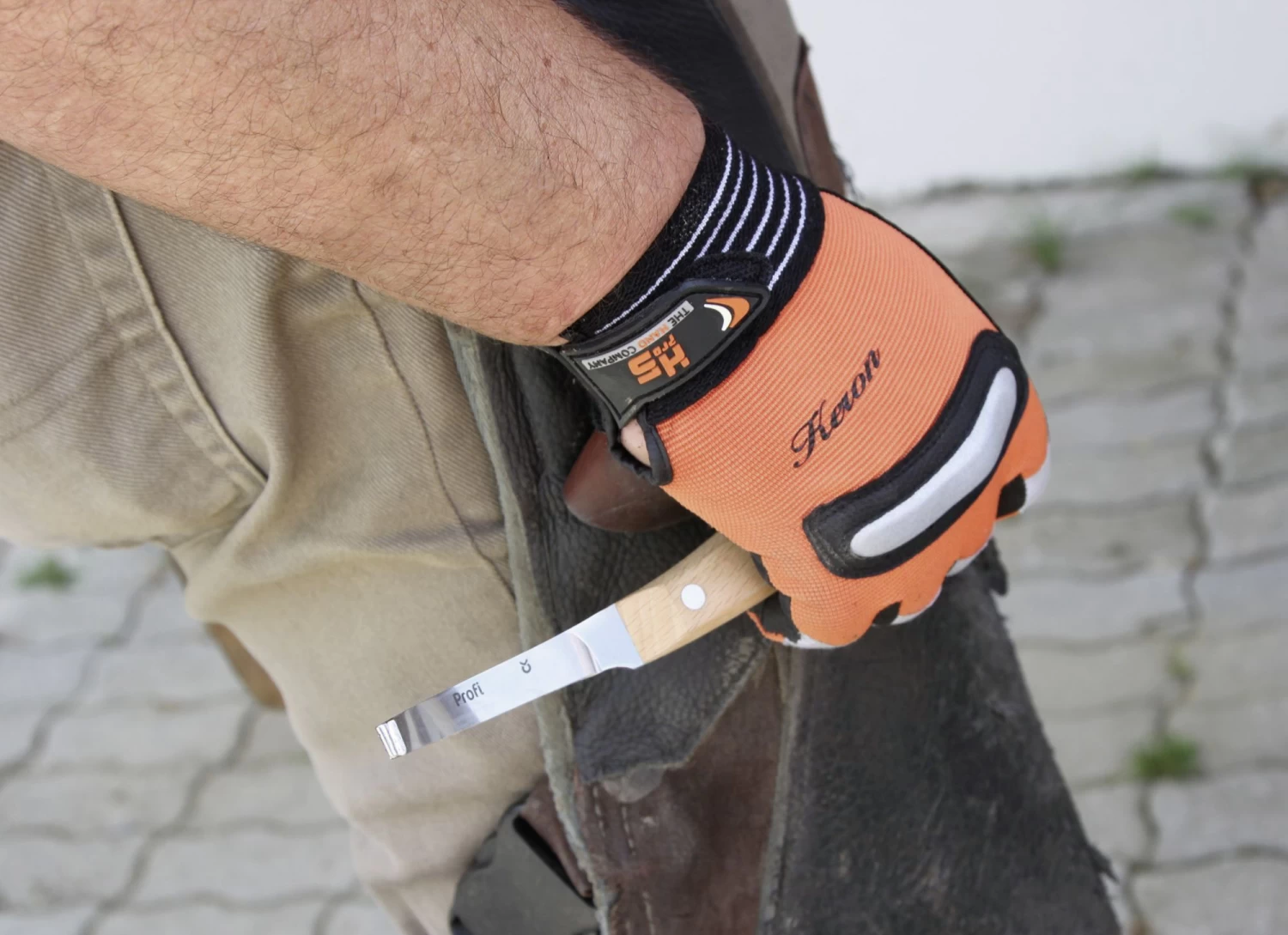 KERBL Huf Und Klauenmesser Profi, Schmal Für Rechtshänder 6 KERBL Huf Und Klauenmesser Profi, Schmal Für Rechtshänder – Bild 4